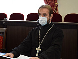 Благочинный приходов Александровск-Грушевского округа протоиерей Сергий Яценко принял участие в 3 заседании Общественной палаты города Шахты