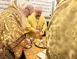 В день тезоименитства Святейшего Патриарха Кирилла Преосвященнейший епископ Симон сослужил Предстоятелю Церкви за Божественной литургией в Храме Христа Спасителя
