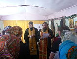Жители поселка Сидорово-Кадамовский г. Шахты познакомились с новым настоятелем храма Всех Святых, в земле Российской просиявших