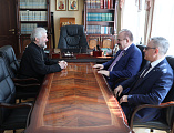 Епископ Шахтинский и Миллеровский Симон и ректор ДГТУ Бесарион Чохоевич Месхи провели рабочую встречу