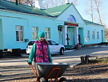 В храме великомученика и целителя Пантелеимона г. Гуково прошел субботник