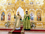 Руководитель епархиального отдела по взаимодействию с казачеством принял участие в богослужении в Свято-Троицком храме города Батайска