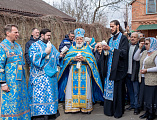 В праздник Благовещения Пресвятой Богородицы Преосвященнейший епископ Симон совершил Литургию в храме Вознесения Господня города Шахты