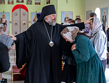 Преосвященнейший епископ Симон с архипастырским визитом посетил приход Иосифа Обручника города Шахты