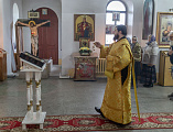 Накануне дня памяти святителя Николая Чудотворца епископ Симон совершил всенощное бдение в Никольском храме поселка Аюта