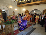 Преосвященнейший епископ Симон в субботу Светлой седмицы совершил праздничное богослужение в храме Донской иконы Божией Матери г. Новошахтинска