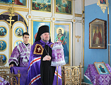 Преосвященнейший епископ Симон совершил Божественную литургию в храме Казанской иконы Божией Матери г. Гуково