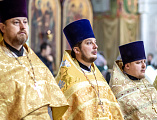 Преосвященнейший епископ Симон в день своего рождения возглавил Божественную литургию в Покровском кафедральном соборе города Шахты