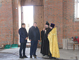 Епископ Шахтинский и Миллеровский Симон совершил чин освящения купола для строящегося храма в честь святителя Николая Чудотворца г. Зверево