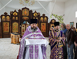 В новопостроенном храме города Гуково в честь преподобномученицы княгини Елисаветы совершена первая Божественная литургия архиерейским чином