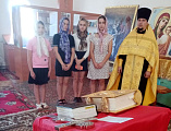 В храме Архистратига Михаила хут. Елкин прошел молебен на начало нового учебного года 