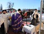 Епископ Шахтинский и Миллеровский Симон совершил освящение колоколов для храма в честь преподобномученицы Елисаветы города Гуково