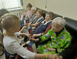 Концерт и подарки ветеранам