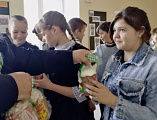 Настоятель Смоленского храма станицы Шумилинской иерей Александр Туховский встретился с учащимися школы и воспитанниками детского сада станицы Мигулинской