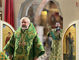 В день памяти обретения мощей преподобного Максима Грека Преосвященнейший епископ Симон совершил Божественную литургию в Покровском кафедральном соборе города Шахты