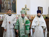 В восьмую годовщину архиерейской хиротонии Преосвященнейший епископ Симон совершил Божественную литургию в храме Успения Пресвятой Богородицы станицы Калитвенской