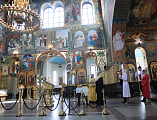 Епископ Шахтинский и Миллеровский Симон совершил таинство Венчания в Покровском кафедральном соборе г. Шахты