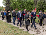 В день Победы Преосвященнейший епископ Симон принял участие в праздничном мероприятии на Мемориальном комплексе «Жертвам фашизма» города Шахты