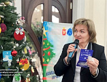 Благотворительная новогодняя акция «Ёлка желаний проходит в районном Дворце культуры поселка Каменоломни Октябрьского района
