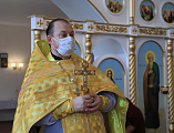 По случаю годовщины великого освящения домового храма в честь апостола и евангелиста Иоанна Богослова при ИСОиП (филиал) ДГТУ г. Шахты совершено соборное богослужение