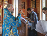 Преосвященнейший епископ Симон совершил Божественную литургию в храме преподобного Сергия Радонежского города Шахты