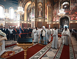 Духовенство Донской митрополии совершило Божественную литургию в Патриаршем Вознесенском войсковом всеказачьем соборе г. Новочеркасска в день празднования 1700-летия I Вселенского Собора