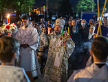 Праздников Праздник и Торжество из Торжеств. В праздник Светлого Христова Воскресения в Покровском кафедральном соборе г. Шахты состоялось торжественное богослужение