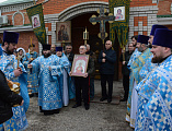 В престольный праздник Преосвященнейший епископ Симон возглавил Божественную литургию в храме Державной иконы Божией Матери города Донецка