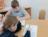 В Донском храме Новошахтинска   состоялся второй тур Кирилло-Мефодиевской олимпиады по Священной истории и﻿ Закону Божию прошел 