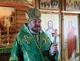 В престольный праздник Преосвященнейший епископ Симон возглавил Божественную литургию в храме преподобного Серафима Саровского хут. Красновка