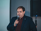 Сотрудник Шахтинской епархии Олег Брехов принял участие в XXV образовательных Димитриевских чтениях, где выступил с докладом «Богословские течения Востока и Запада в эпоху Александра Невского. Выбор Руси»
