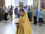 В Неделю Всех святых Преосвященнейший епископ Симон совершил Божественную литургию в храме в честь святителя Николая Чудотворца г. Зверево