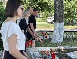 В День памяти и скорби в городе Зверево почтили подвиг защитников Отечества