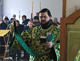 В престольный праздник Преосвященнейший епископ Симон совершил Божественную литургию в храма блаженной Матроны Московской города Донецка