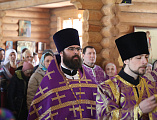 Преосвященнейший епископ Симон с архипастырским визитом посетил храм Всех святых, в земле Русской просиявших, г. Каменск-Шахтинский, совершил Божественную литургию и чин присоединения к Православной Церкви временно от нее отпавшей
