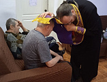 Священнослужитель причастил постояльцев Щедровского дома-интерната для престарелых и инвалидов