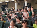 Воспитанники воскресной школы "Покров" посетили Шахтинский драматический театр