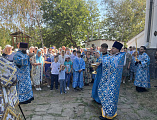 В праздник Успения Пресвятой Богородицы епископ Симон совершил Божественную литургию в храме Донецкого Успенского архиерейского подворья станицы Гундоровской