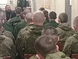 Протоиерей Константин Федосеев провел встречу с военнослужащими 102 мотострелкового полка