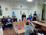 Донецкий волонтёрский отряд «Доброхоты» и помощником благочинного посетили воспитанников Дома детства г. Донецка
