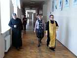 Совершен чин освящения школы №25 г. Шахты