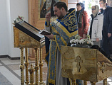 В престольный день Преосвященнейший епископ Симон совершил Божественную литургию в храме Державной иконы Божией Матери города Донецка