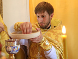 В престольный день Преосвященнейший епископ Симон возглавил Божественную литургию в храме в честь равноапостольной Ольги, великой княгини Российской в поселке Горный