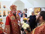 В престольный день Преосвященнейший епископ Симон совершил Божественную литургию в храме святого великомученика Георгия Победоносца пос. Новозарянский