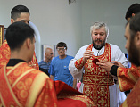 В престольный день Преосвященнейший епископ Симон совершил Божественную литургию в храме святого великомученика Георгия Победоносца пос. Новозарянский