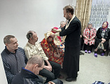 Дом престарелых поселка Садовый посетил протоиерей Роман Мясников