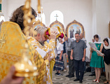 Преосвященнейший епископ Симон совершил чин великого освящения храма святого благоверного князя Александра Невского города Шахты