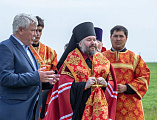 Преосвященнейший епископ Симон совершил «Чин освящения насеянных полей» в Октябрьском сельском районе