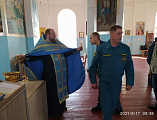В день особого почитания иконы Пресвятой Богородицы  храме Неопалимая купина сотрудники МЧС Чертковского района посетили храм Покрова Пресвятой Богородицы с. Шептуховка