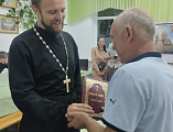 В праздник Покрова Пресвятой Богородицы состоялась беседа прихожан с настоятелем храма великомученика и целителя Пантелеимона